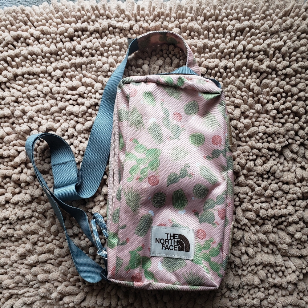 The North Face Field Bag Fanny Pack Pink Cactus Waist Pack northface